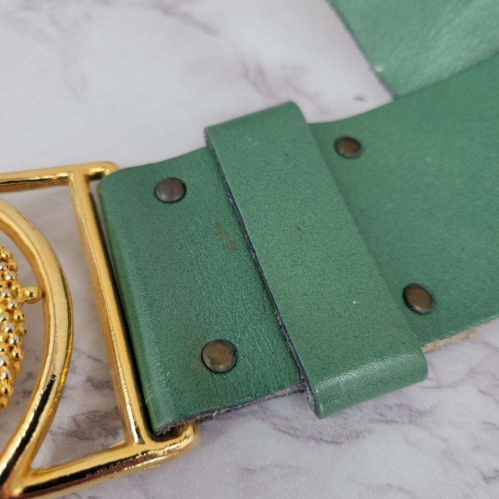 Vintage Green Leather Statement Belt with Gold Napoleon Coin Medallion - Picture 3 of 16